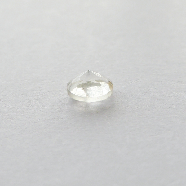 Green Amethyst 5mm rear view